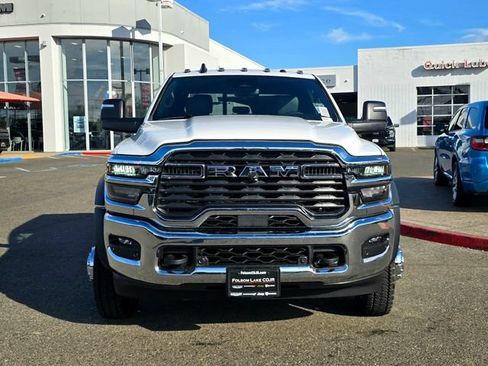 New 2026 RAM 5500 Tradesman AWD/4WD image 2