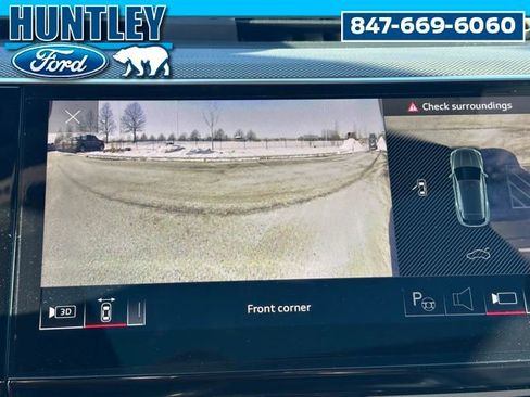 Used 2024 Audi Q8 e-tron Prestige image 29