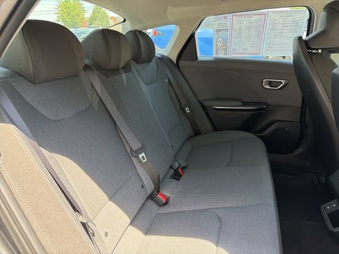 Used 2025 Kia K4 FWD image 13