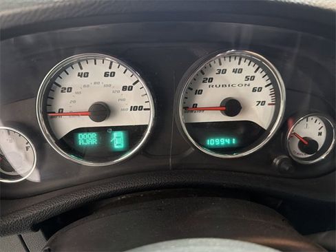 Used 2013 Jeep Wrangler Unlimited Sahara w/ Dual Top Group image 20