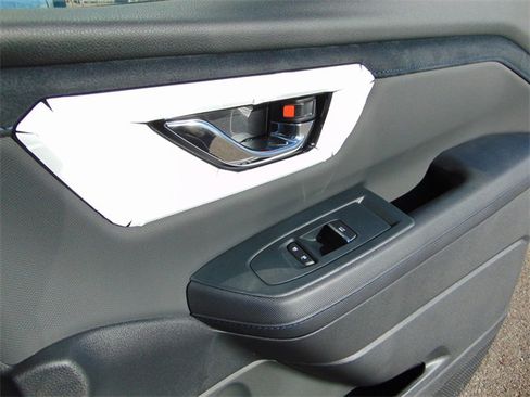 New 2025 Subaru Forester Limited image 27