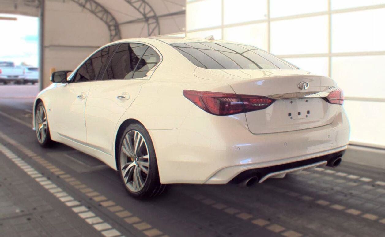 Used 2018 INFINITI Q50 Sport w/ Sensory Package (Sport) RWD image 17