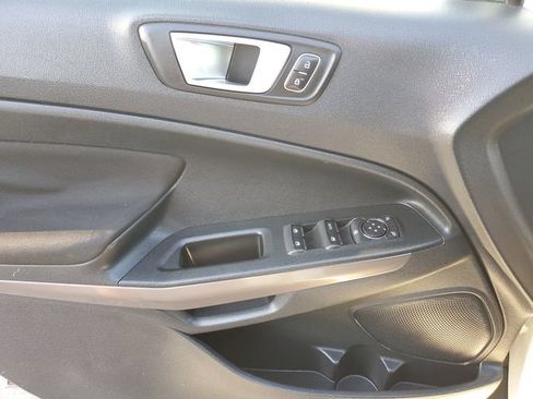 Used 2019 Ford EcoSport SE FWD image 16