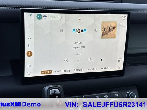 Used 2024 Land Rover Defender 130 S image 38