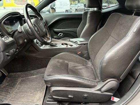 Certified 2023 Dodge Challenger GT w/ Plus Package RWD image 10