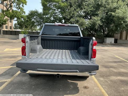 Used 2023 Chevrolet Silverado 1500 LT RWD image 10