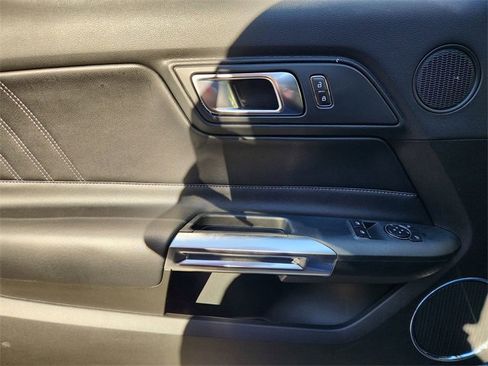 Used 2022 Ford Mustang Premium image 20