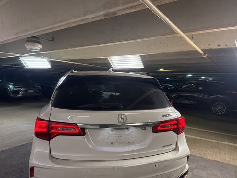 Used 2020 Acura MDX SH-AWD w/ Advance Package image 6