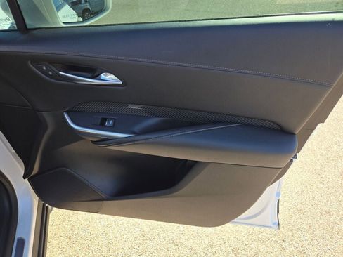 Used 2020 Cadillac XT4 Sport w/ Cold Weather Package image 6