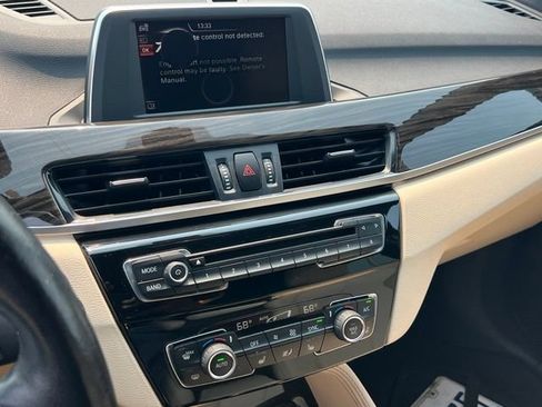 Used 2016 BMW X1 xDrive28i AWD/4WD image 16