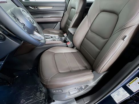 New 2025 MAZDA CX-5 Signature image 3