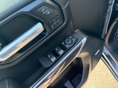 Certified 2021 Chevrolet Silverado 1500 LTZ w/ Technology Package AWD/4WD image 28