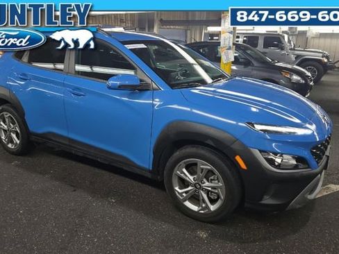 Used 2023 Hyundai Kona SEL w/ Convenience Package image 3