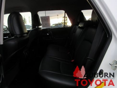 Certified 2022 Toyota 4Runner TRD Off-Road Premium image 25