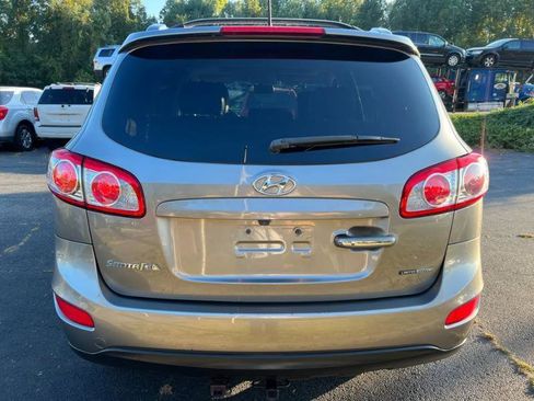 Used 2012 Hyundai Santa Fe Limited w/ Navigation Pkg 4 AWD/4WD image 6