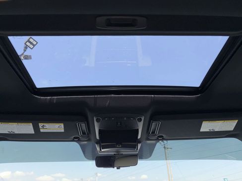 Used 2023 INFINITI QX80 Sensory w/ Cargo Package RWD image 12