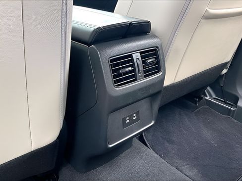 Certified 2024 Nissan Rogue SL AWD/4WD image 22