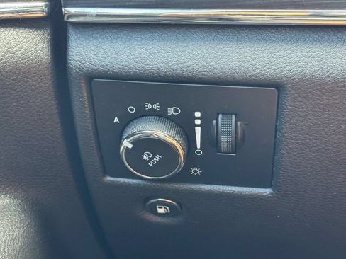 Used 2019 Jeep Grand Cherokee Limited RWD image 27