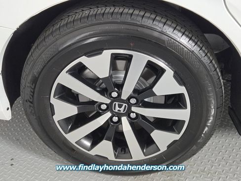 Certified 2026 Honda Odyssey EX-L image 11