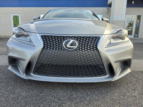 Used 2016 Lexus IS 200t w/ F Sport Package RWD image 18