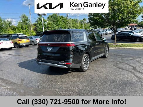 Certified 2024 Kia Carnival EX FWD image 6