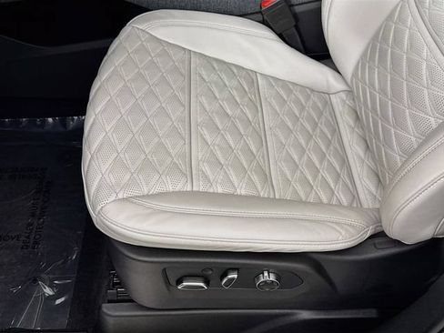 Used 2026 Cadillac Escalade ESV Platinum Sport w/ LPO, Floor Liner Package AWD/4WD image 20
