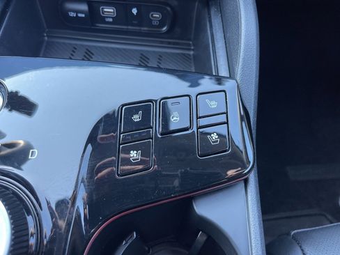 Certified 2025 Kia Sportage SX Prestige image 14