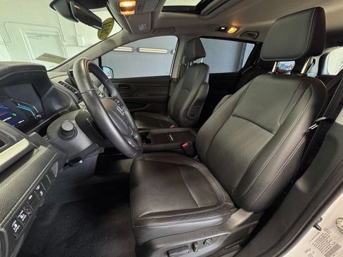 Used 2021 Honda Odyssey EX-L image 13