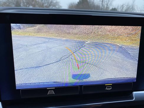 Used 2022 Chevrolet Silverado 1500 LT w/ Protection Package image 10