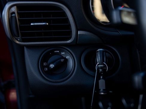 Used 2008 Porsche 911 Carrera image 38