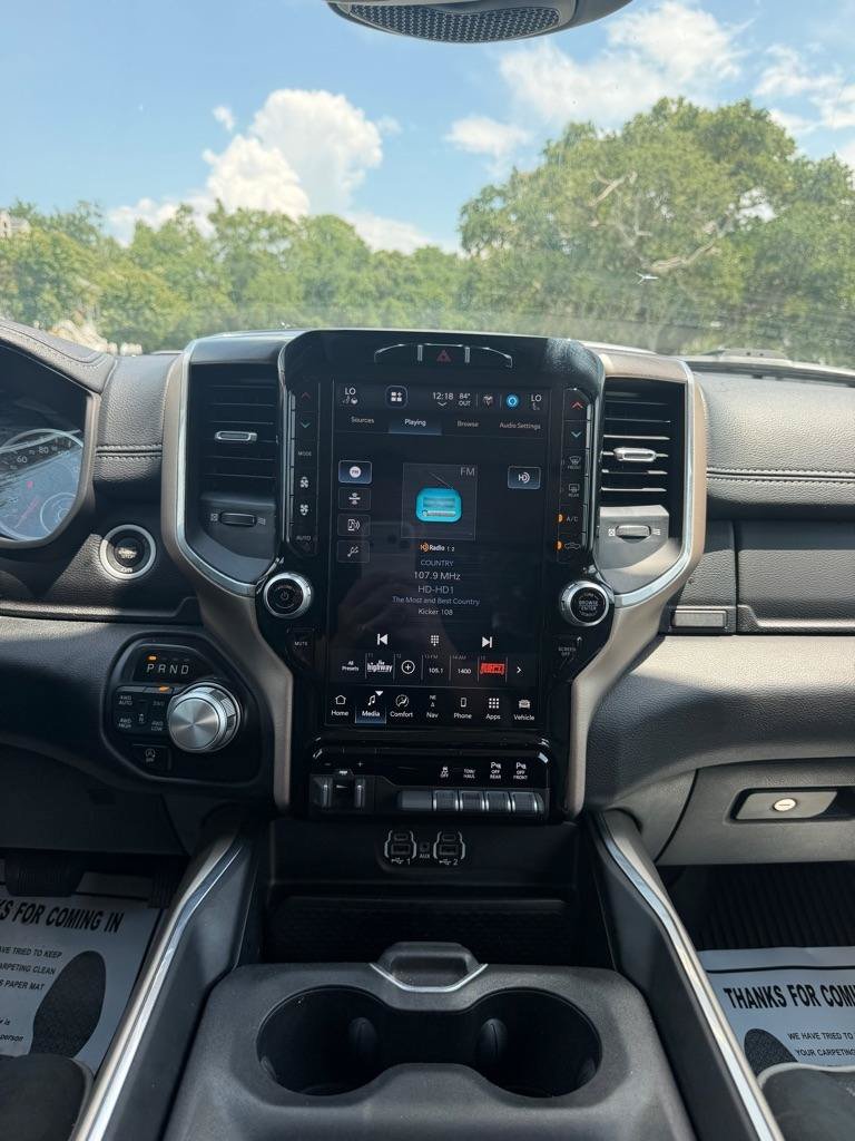 Used 2022 RAM 1500 Laramie w/ Laramie Southwest Edition AWD/4WD image 22