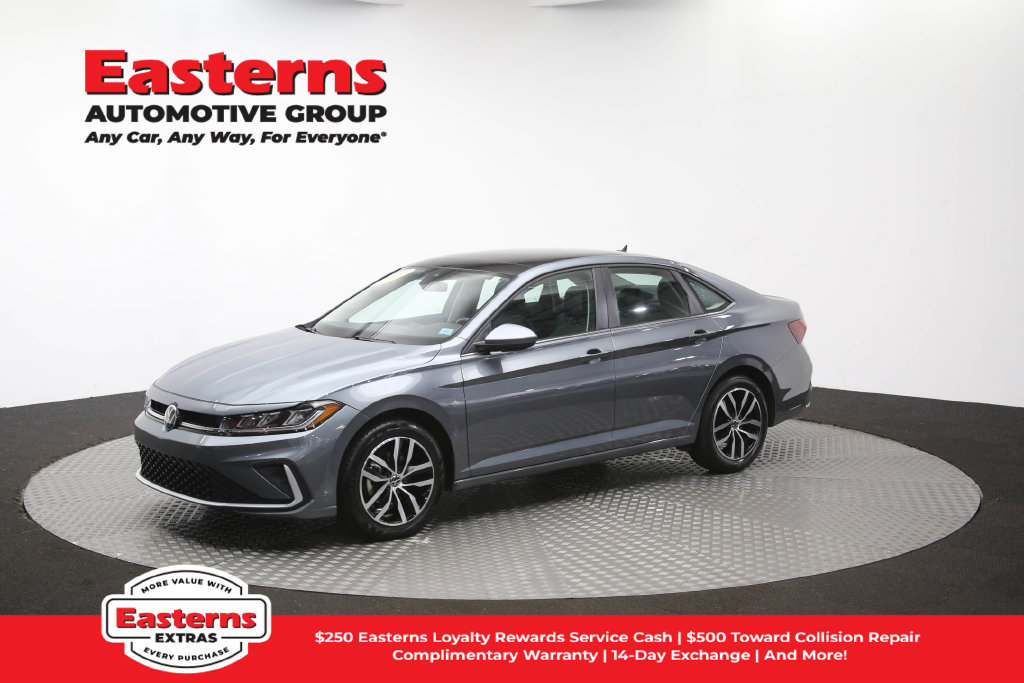 Used 2025 Volkswagen Jetta SE FWD image 56