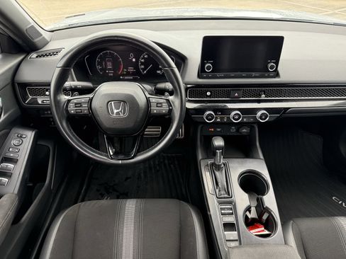 Used 2022 Honda Civic Sport image 14