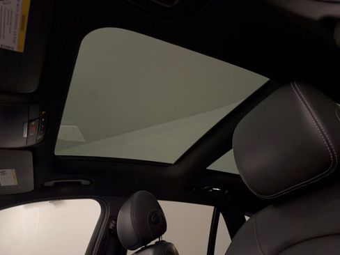 Certified 2019 Mercedes-Benz GLC 300 image 27
