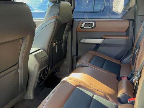 Used 2022 Ford Bronco Outer Banks image 20