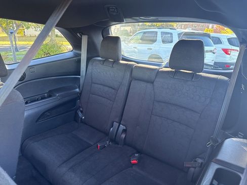 Certified 2022 Honda Pilot Sport image 19