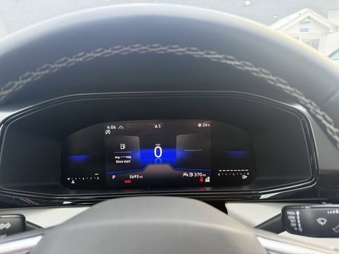 Used 2025 Volkswagen Taos S image 12