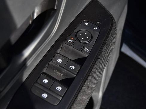 New 2026 Nissan Kicks S image 9