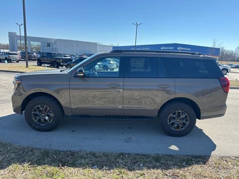 New 2026 Ford Expedition Tremor image 17