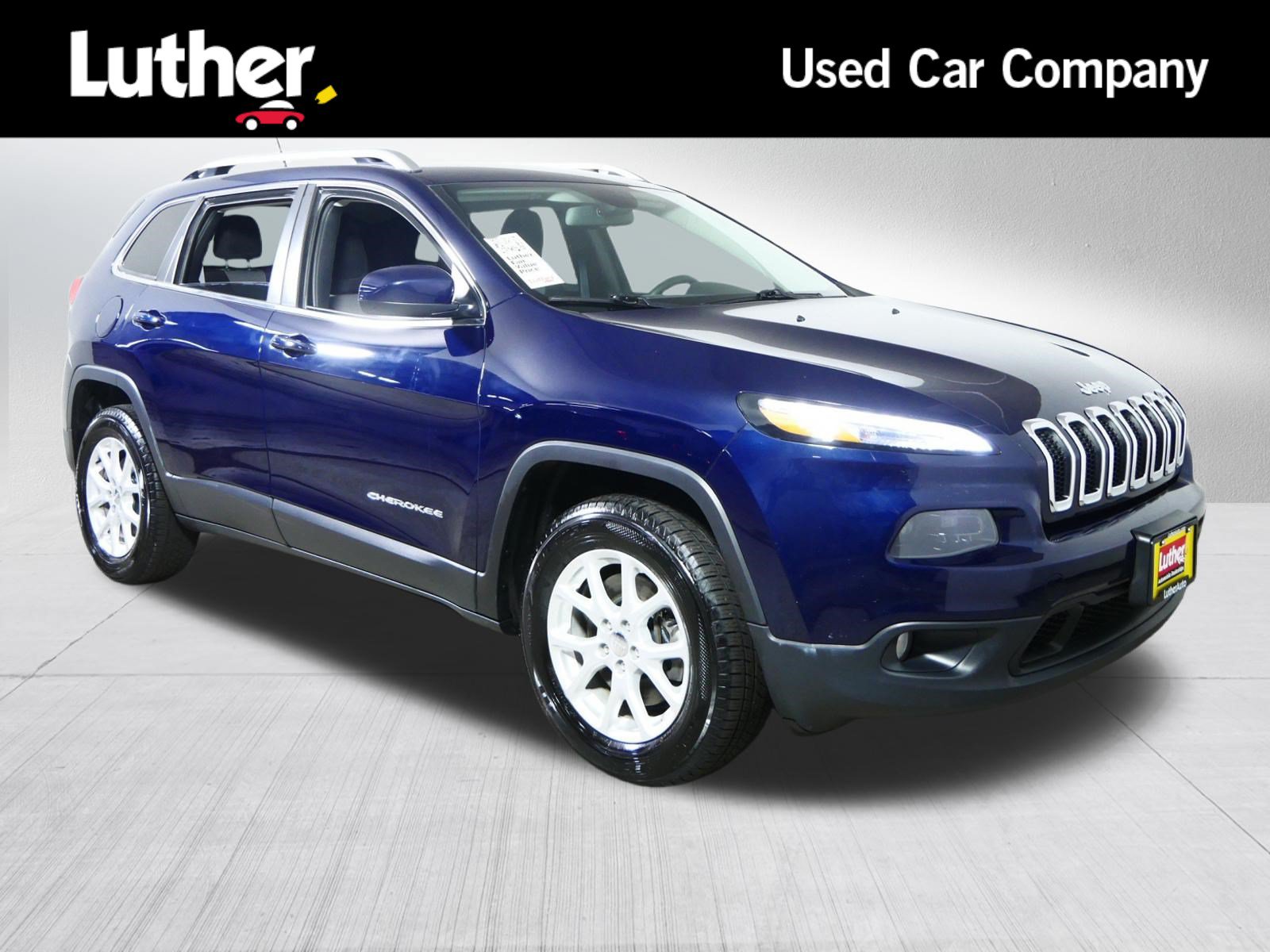 Used 2014 Jeep Cherokee Latitude w/ Cold Weather Group AWD/4WD image 1