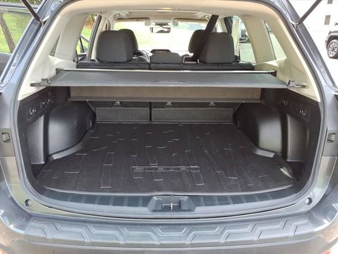 Used 2020 Subaru Forester Premium w/ Popular Package #1 AWD/4WD image 19