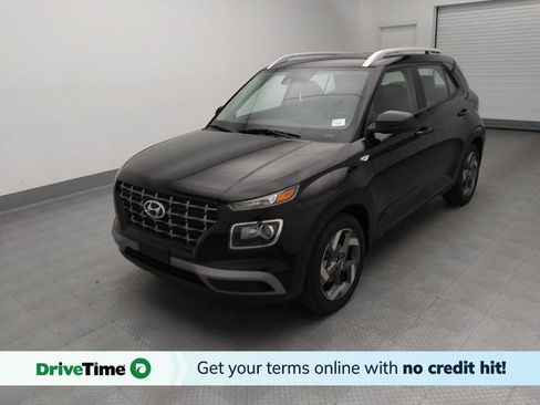 Used 2022 Hyundai Venue SEL FWD image 1