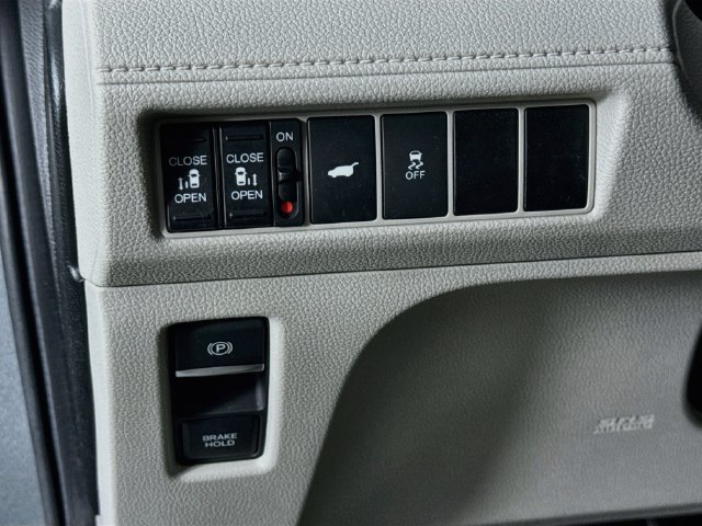 Used 2025 Honda Odyssey EX-L image 10
