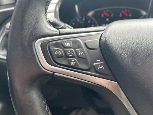 Used 2023 Chevrolet Equinox LT w/ Driver Convenience Package image 16