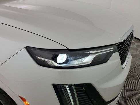 Used 2021 Cadillac XT6 Premium Luxury image 55