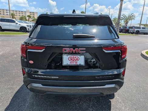 New 2025 GMC Terrain Elevation w/ Elevation Premium Package image 5