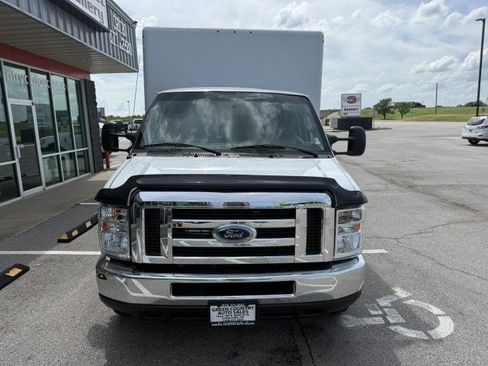 Used 2021 Ford E-350 and Econoline 350 Super Duty w/ Power Windows & Locks Group RWD image 10