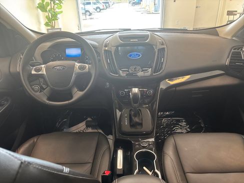 Used 2016 Ford Escape Titanium w/ Equipment Group 301A AWD/4WD image 8