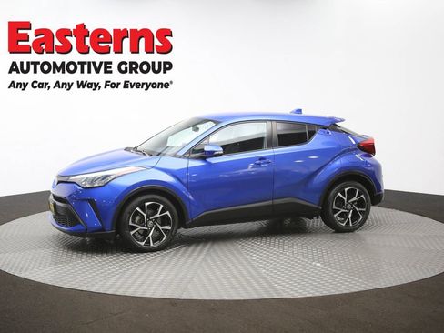 Used 2021 Toyota C-HR XLE image 57