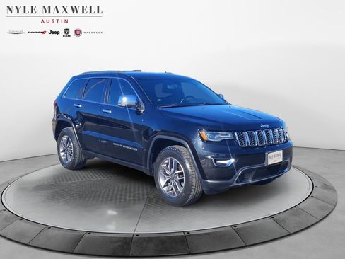 Used 2020 Jeep Grand Cherokee Limited w/ Trailer Tow Group IV image 2